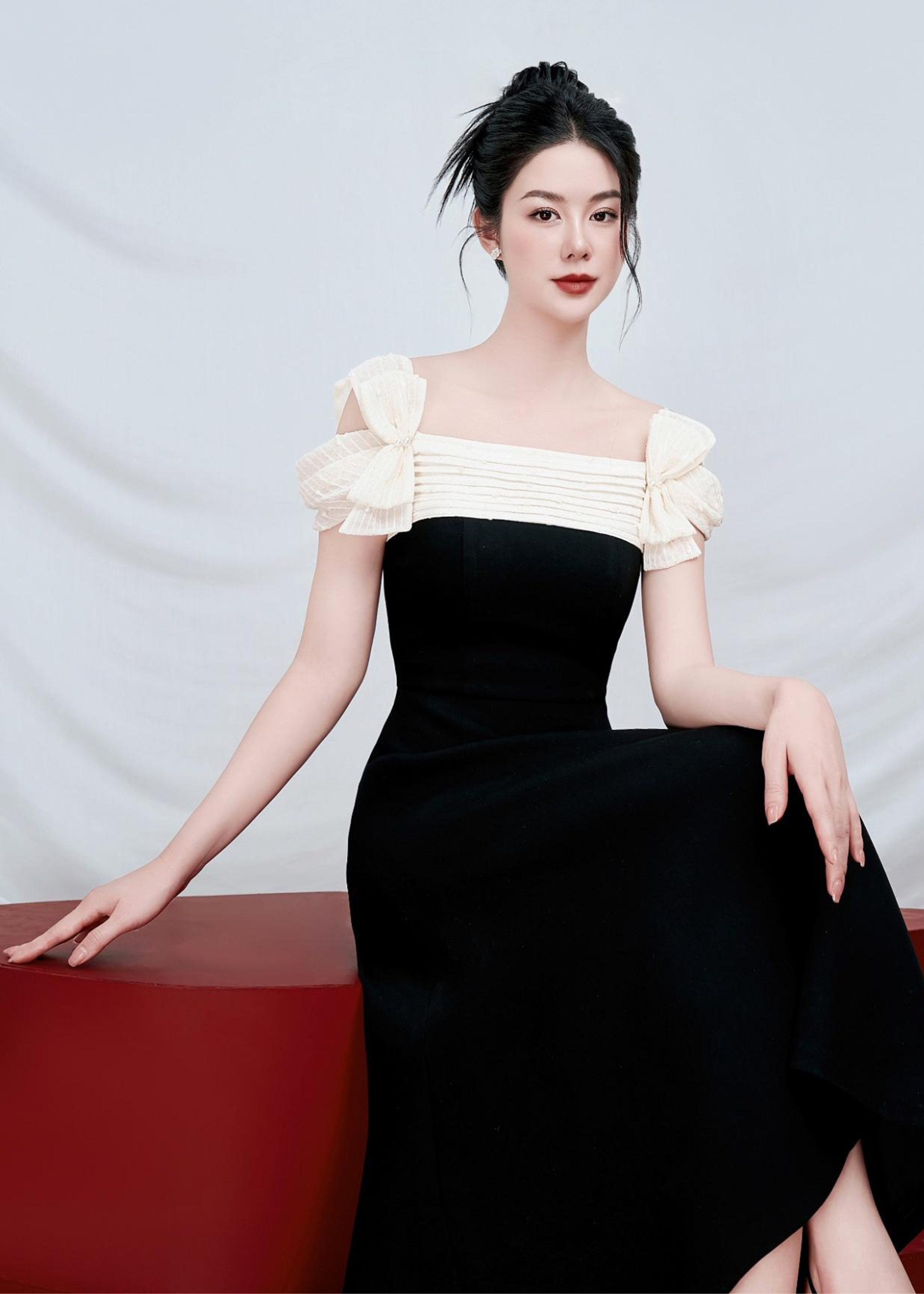 Minda Dress